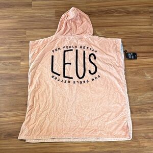 LEUS Peach Hooded Towel Poncho (Small)